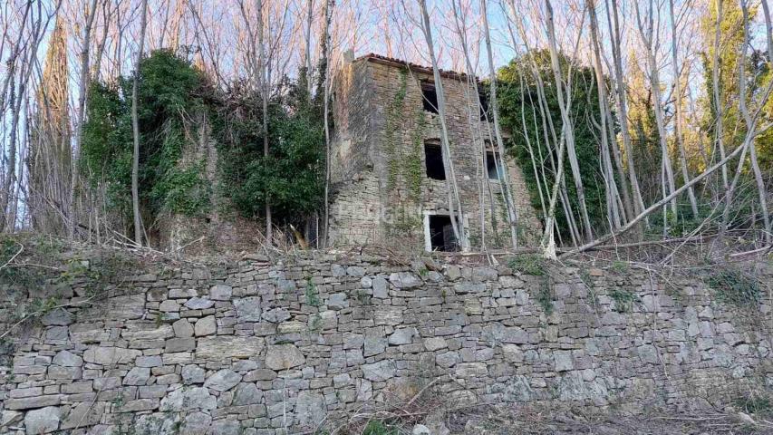 ISTRA, ZAVRŠJE, NAPUŠTENO SELO, PRODAJE SE