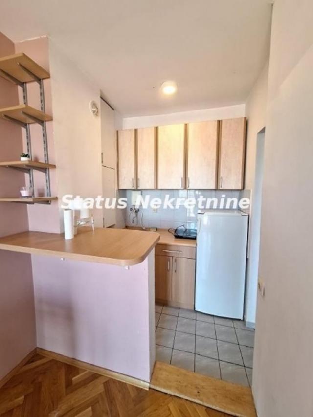 Garsonjera na Grbavici, Novi Sad, 30 m², 4/5 sprat