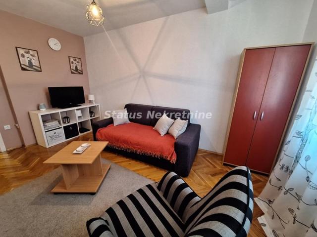 Garsonjera na Grbavici, Novi Sad, 30 m², 4/5 sprat