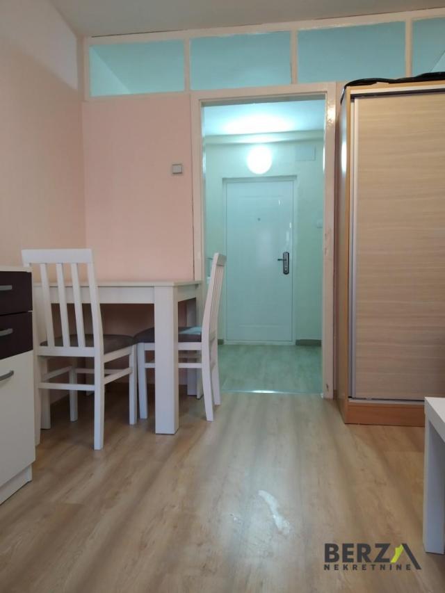 ODLIČNA GARSONJERA NA NOVOM NASELJU