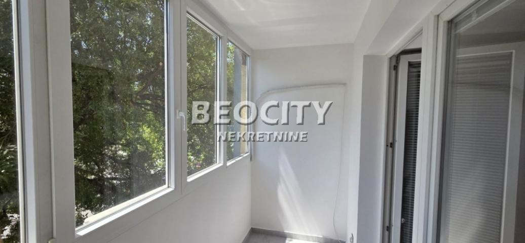 Novi Sad, Socijalno, Bulevar Kralja Petra I, 2.0, 56m2, 400EUR