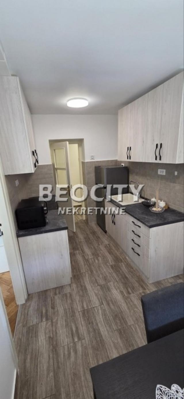 Novi Sad, Socijalno, Bulevar Kralja Petra I, 2.0, 56m2, 400EUR