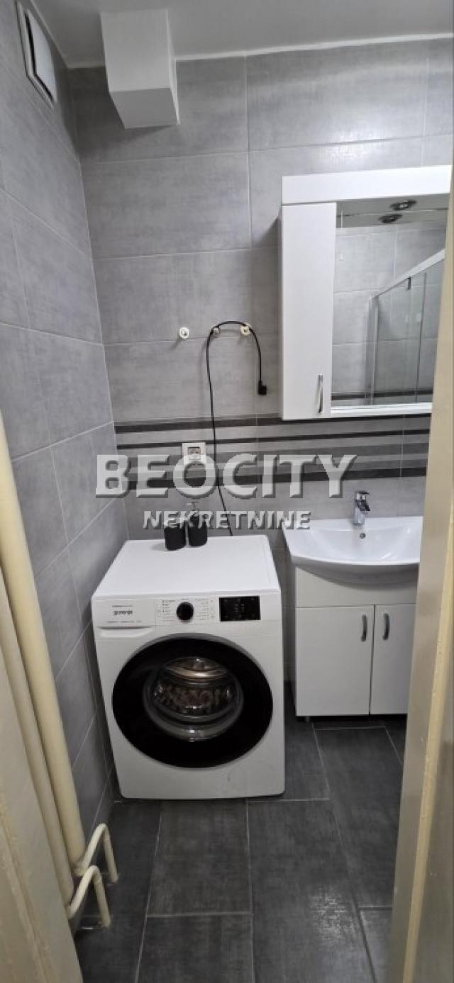 Novi Sad, Socijalno, Bulevar Kralja Petra I, 2.0, 56m2, 400EUR