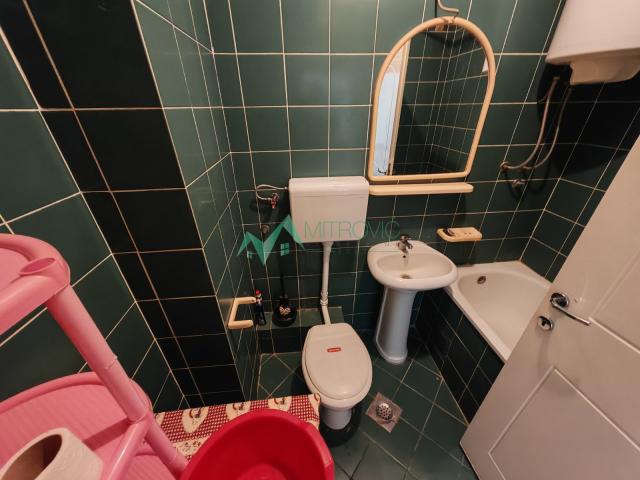 Izdavanje, Stan, 55m2 , Grbavica
