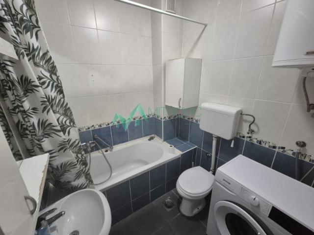 Izdavanje, Stan, 55m2 , Podbara