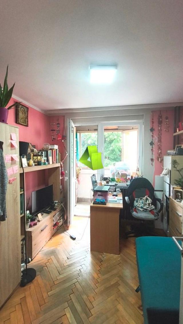Dvosoban stan kod Starog groblja ID#8513