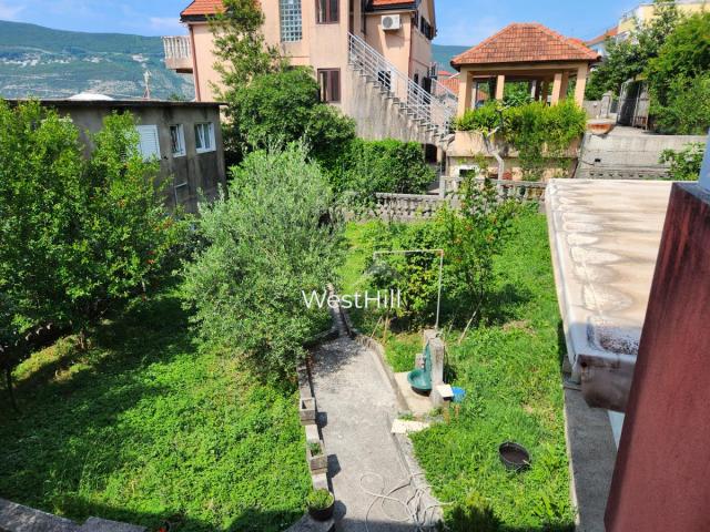 Kuća u Topla