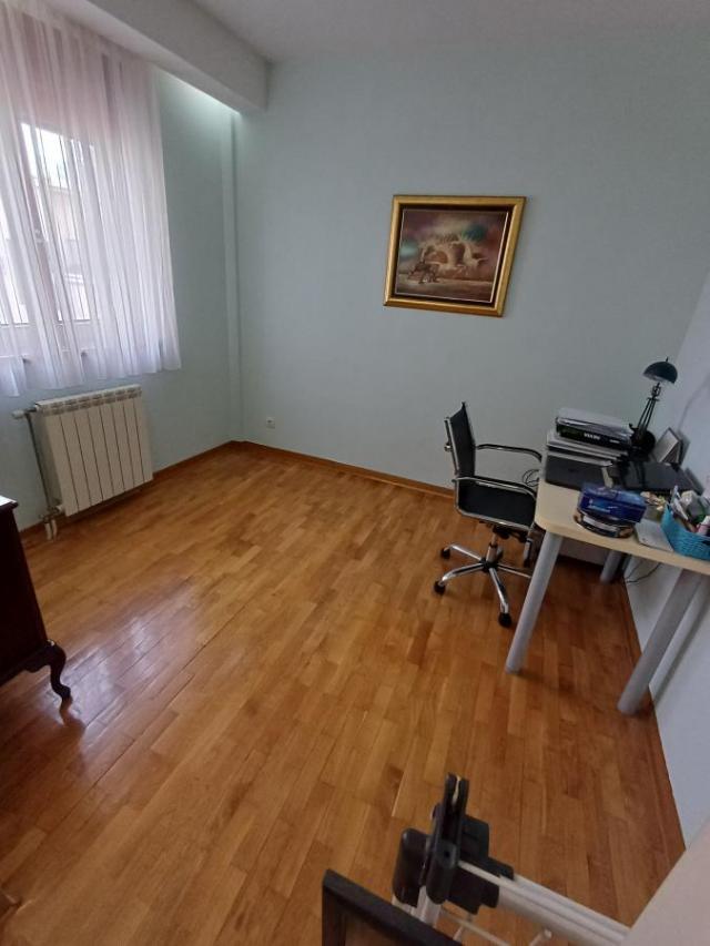 Slavija, Svetozara Markovića, 84 m2+ parking mesto, prelep stan