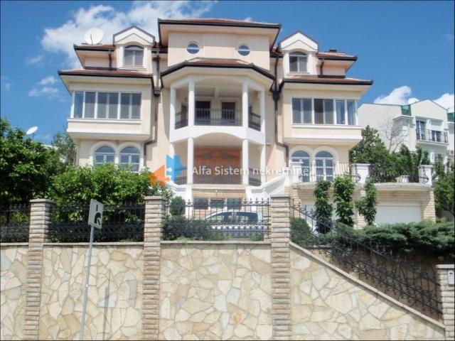 Izdavanje, Stan, Dedinje