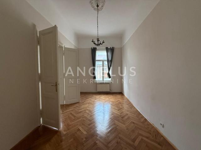 Zagreb, Donji grad, Četverosobni stan 156 m2 za prodaju