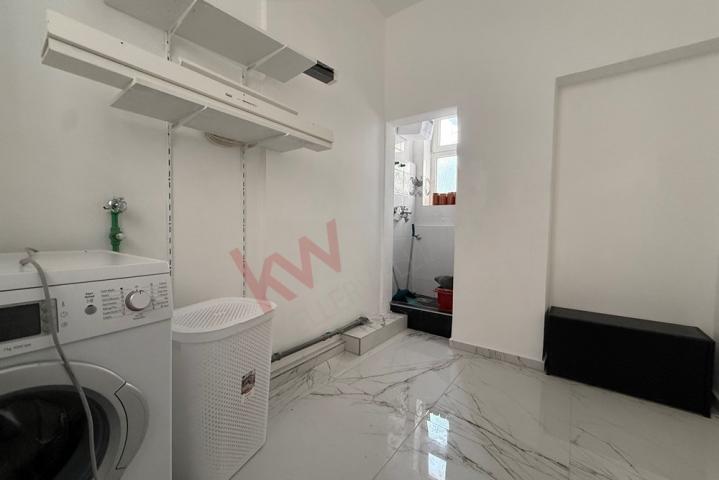 
				Luksuzan salonski stan 110m2 kod Hrama Svetog Save
			