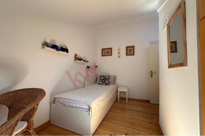 
				Porodični dupleks | 92 m² + 12 m² terasa I| pogled ka Beogradu na vodi
			