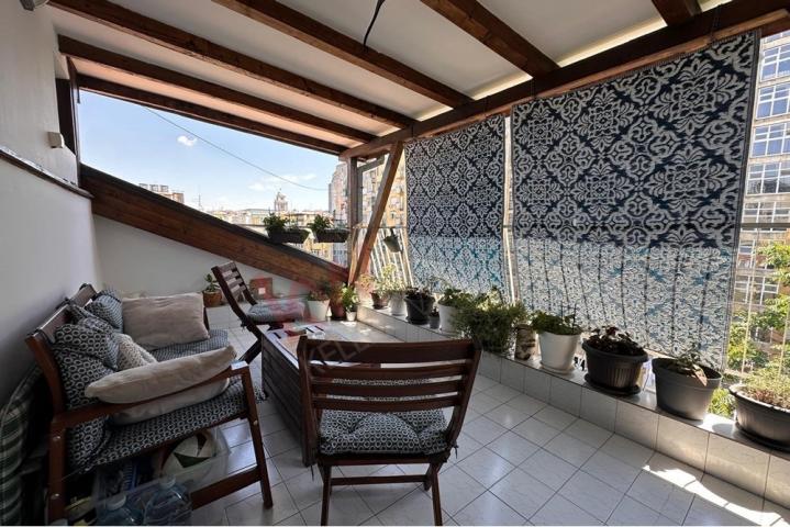 
				Porodični dupleks | 92 m² + 12 m² terasa I| pogled ka Beogradu na vodi
			