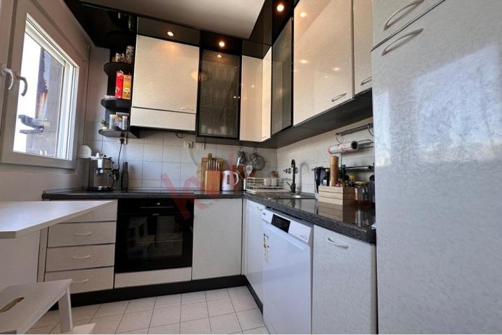 
				Porodični dupleks | 92 m² + 12 m² terasa I| pogled ka Beogradu na vodi
			