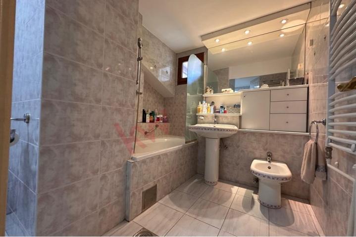 
				Porodični dupleks | 92 m² + 12 m² terasa I| pogled ka Beogradu na vodi
			