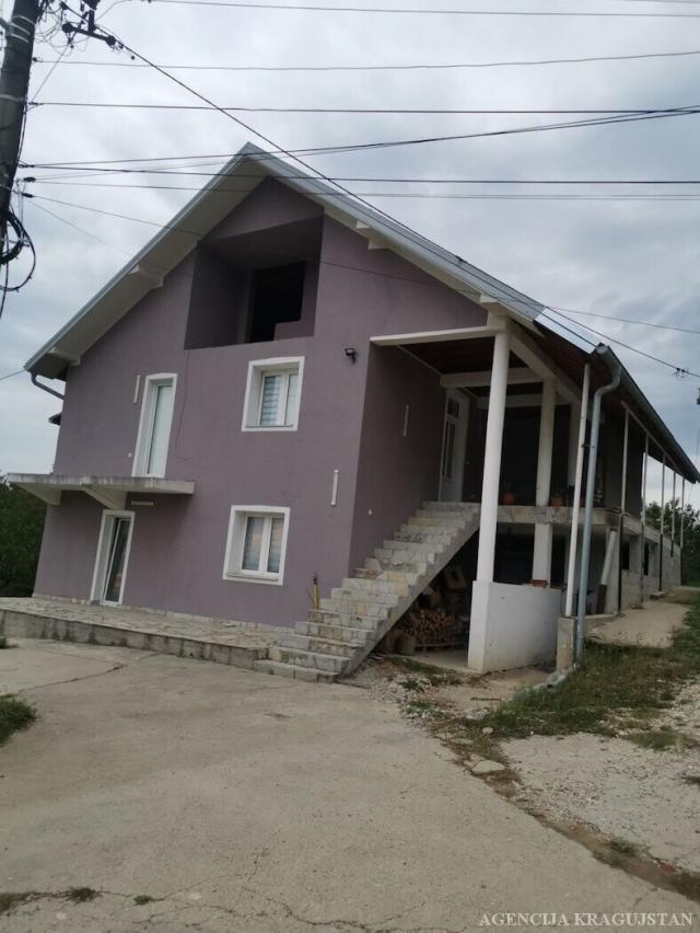 Prodaja, Kuća, 300m2 , Petrovac