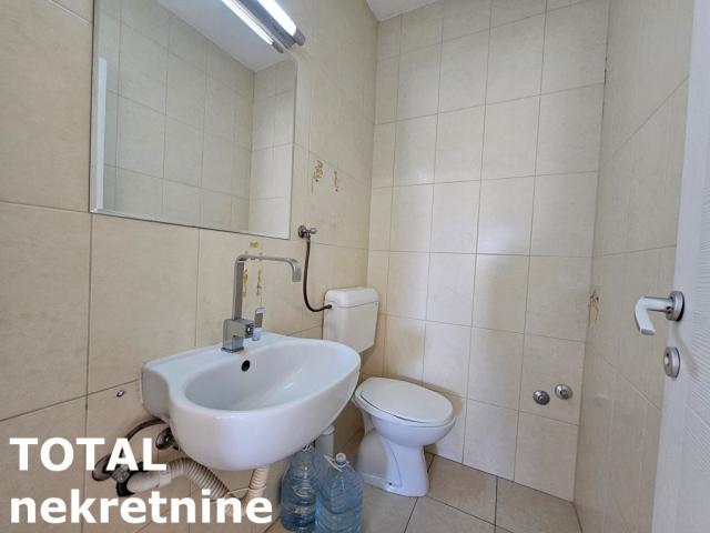 NOVI SAD - TELEP - 401.00 m2