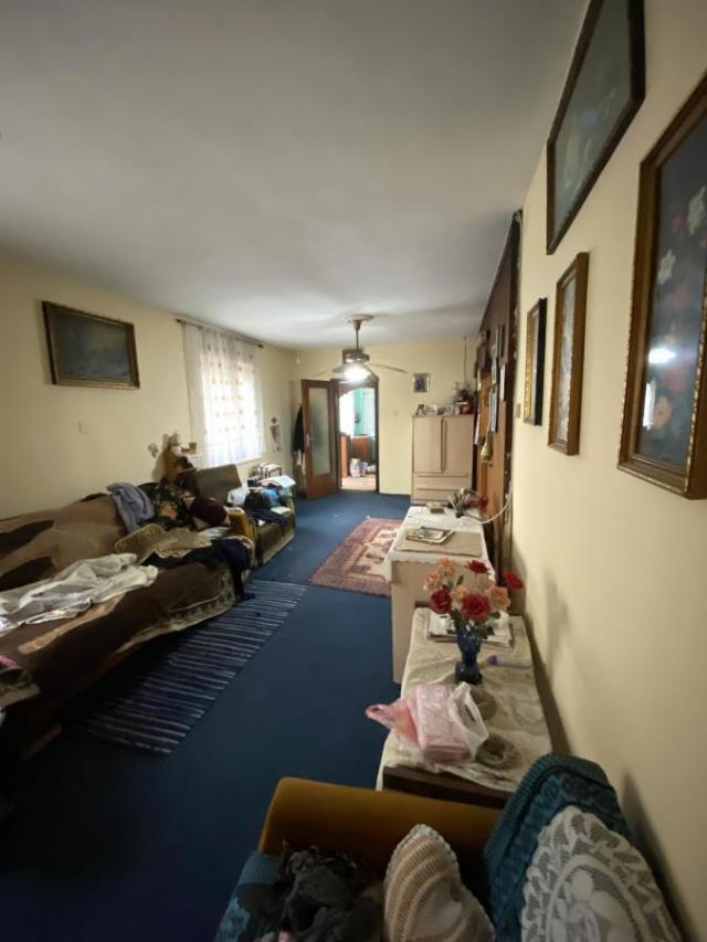 Uzdin kuće na prodaju
