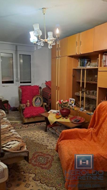 Comfortable furnished two-room apartment in Pivara