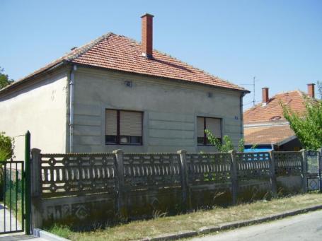 One-story house near the center