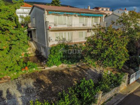 CRIKVENICA, SELCE - larger house with a garden 200 meters from the sea with a sea view