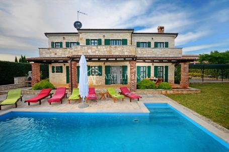 Poreč-surroundings, Luxury Stone Villa with swimming pool in the idyllic Istrian landscape