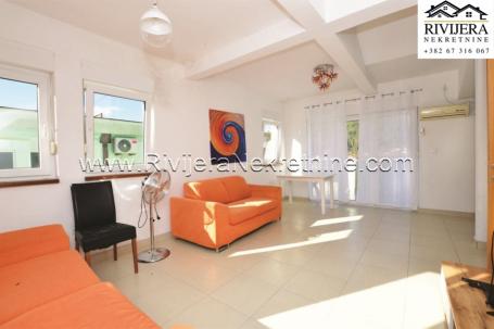 Two-bedroom furnished apartment in Herceg Novi Zelenika