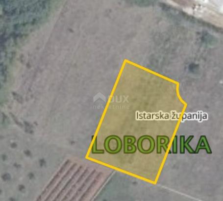 Land Loborika, Marčana, 1.135m2
