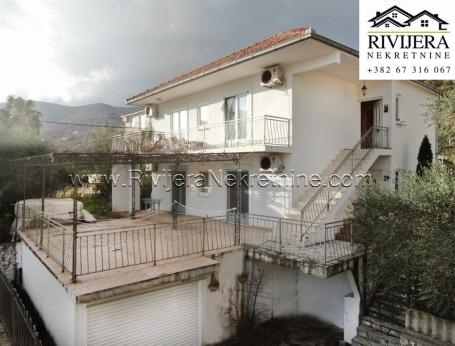 Family house with 3 apartments in Bijela Bay of Kotor