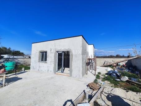 ISTRIA, PULA-Agricultural land with a legalized facility