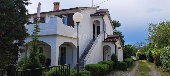 KRK ISLAND, LINARDIĆI - beautiful house with five apartments