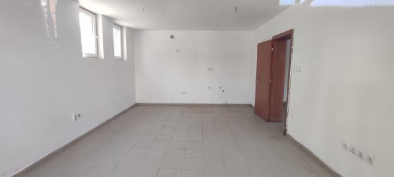 Nov poslovni prostor / stan u Durlanu