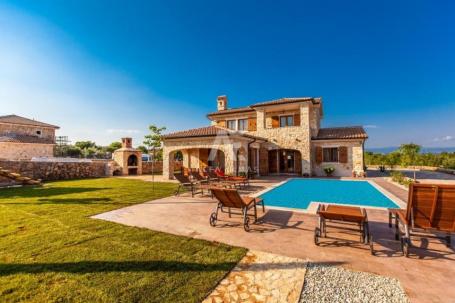 Krk, village, unique new house with a pool! ID579