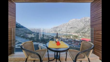 Two-bedroom lux apartment for long-term rent-Kotor