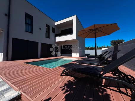 * A modern villa with a pool - near the sea - in a quiet environment *