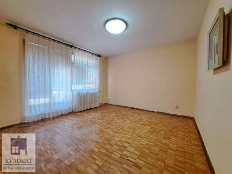 Dvosoban stan 53m2, I sprat, centar, Obrenovac – 79000€