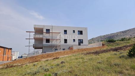 PAG, TOWN OF PAG - Apartment 200m from the sea, S2