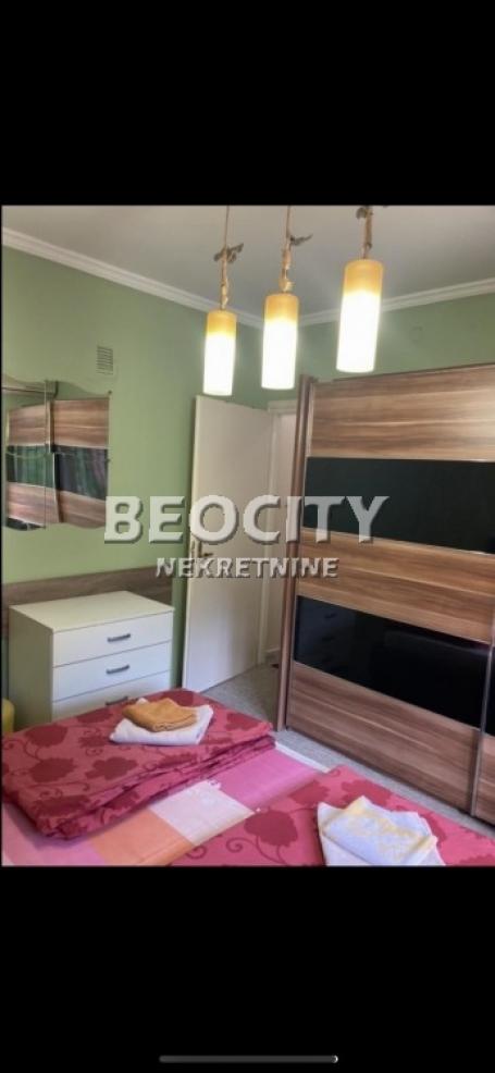 Novi Sad, Centar, Maksima Gorkog, 2. 5, 60m2, 800EUR