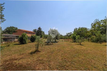 Excellent building plot in Loborica!