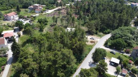 Urbanized plot for sale, 608 m2 (GBA: 500 m2), Tivat