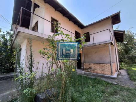 Na prodaju kuća u centru Ćuprije