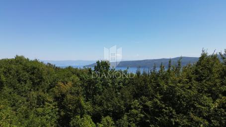 Land Labin, 561m2