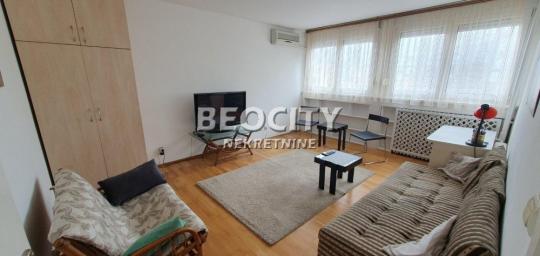 Vračar, Hram Svetog Save, Mutapova, 2. 0, 48m2, 650EUR