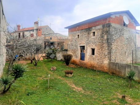 TWO ISTRIAN HOUSES WITH GREAT POTENTIAL