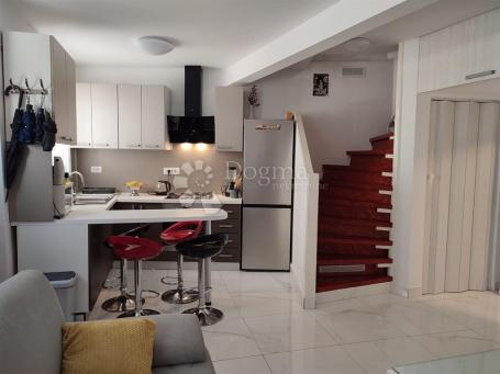 Flat Belveder, Rijeka, 55m2