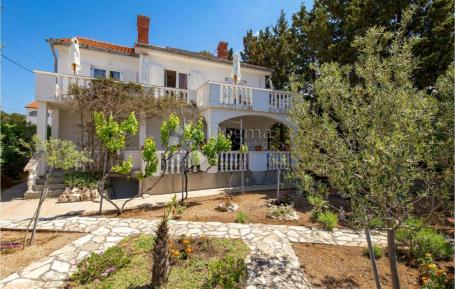 House Barbat na Rabu, Rab, 365m2