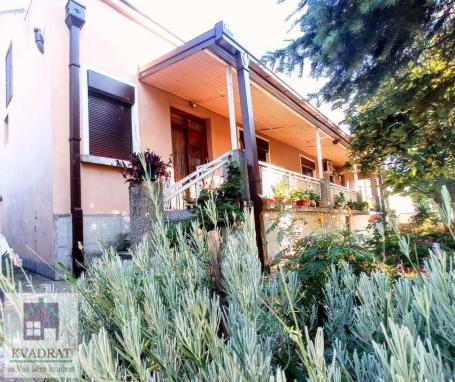 Kuća  148m2, 4 ari, Obrenovac - 136000€