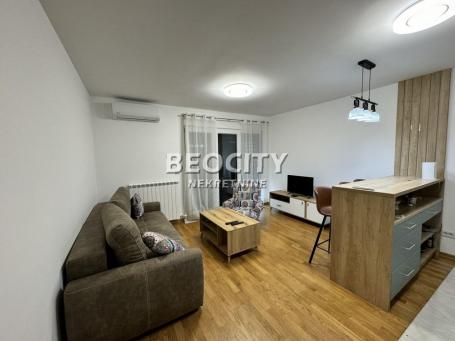 Voždovac, Lekino brdo, Rade Neimara, 1. 5, 47m2, 700EUR