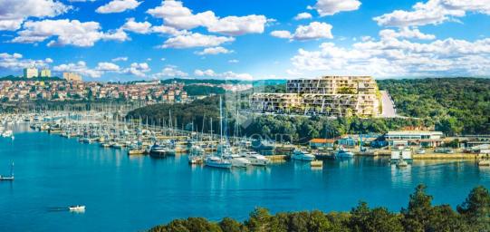 Pula, luxuriöser Neubau mit Panoramablick auf das Meer