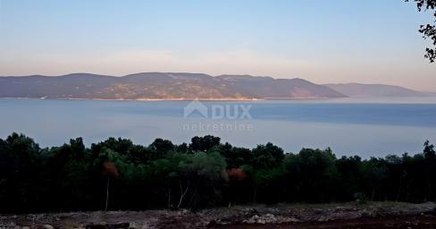 ISTRIA, RABAC - Spacious land with a sea view